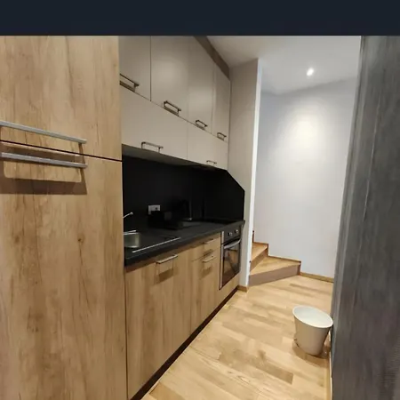 Grand Hill 아파트 *